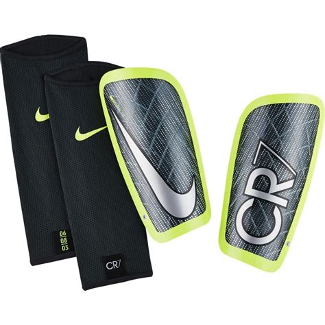 Espinilleras Nike CR7 Mercurial Lite .